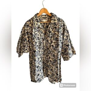 Vintage Pierre Cardin, men’s short sleeve button down, jungle print, size XXL